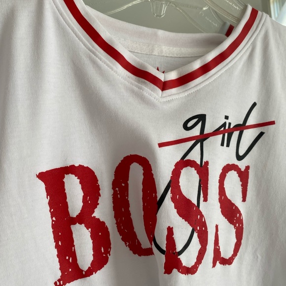 Chick NYC graphic t-shirt. NWT great condition. Size 16. - Picture 2 of 4